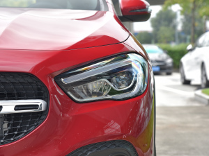 2022GLA 200 (x)(ji)^