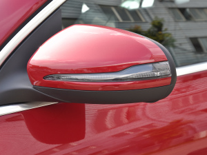 2022GLA 200 (x)(ji)^