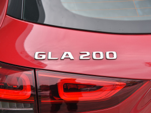 2022GLA 200 (x)(ji)^