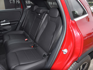 2022款GLA 200 后排座椅