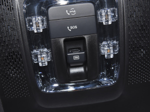 2022Ŀ GLA 180 п؅^(q)