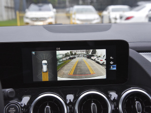 2022Ŀ GLA 180 п_(ti)@ʾ