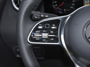 2022Ŀ GLA 180 п؅^(q)