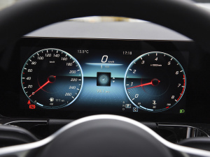 2022Ŀ GLA 180 п؅^(q)