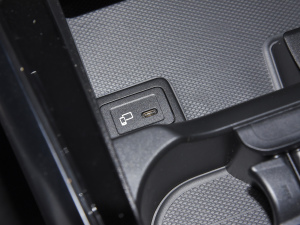 2022Ŀ GLA 180 п؅^(q)