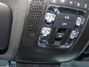 2022Ŀ GLA 200 п؅^