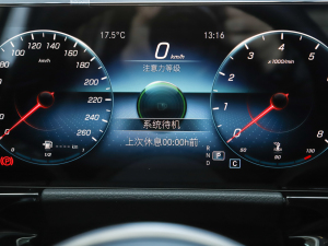 2022Ŀ GLA 200 п؅^