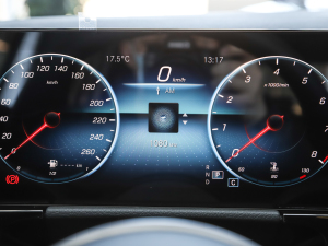 2022Ŀ GLA 200 п؅^(q)