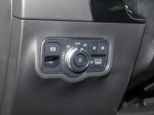 2022Ŀ GLA 200 п؅^(q)