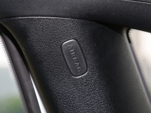 2022GLA 220 п؅^(q)