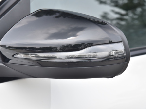 2022GLA 220 4MATIC ^