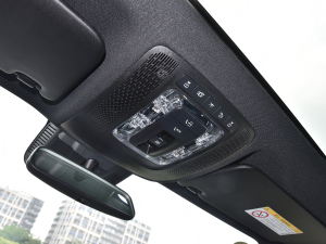 2022GLA 220 4MATIC п؅^