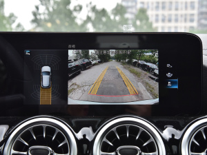 2022GLA 220 4MATIC п؅^