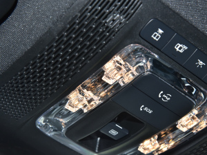 2022GLA 220 4MATIC п؅^