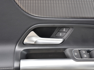 2022GLA 220 4MATIC п؅^(q)