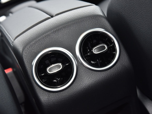 2022GLA 220 4MATIC п؅^(q)