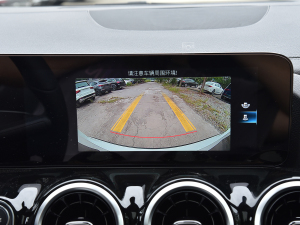 2022Ŀ GLA 200 п؅^