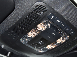 2022Ŀ GLA 200 п؅^