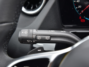 2022Ŀ GLA 200 п؅^