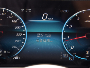 2022Ŀ GLA 200 п؅^