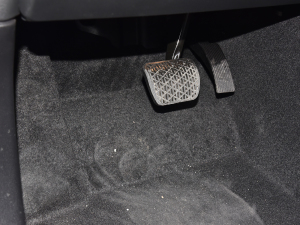 2022Ŀ GLA 200 п؅^(q)