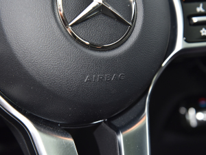 2022Ŀ GLA 200 п؅^(q)