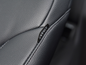 2022Ŀ GLA 200 п؅^(q)