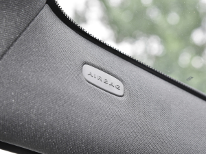 2022Ŀ GLA 200 п؅^