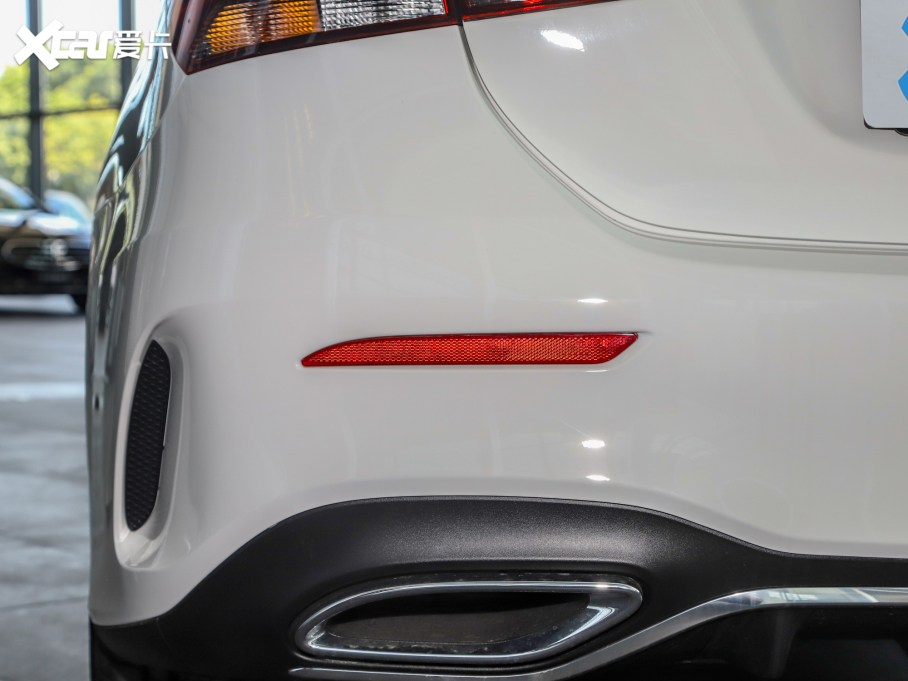 2022YA(j) A 180 L