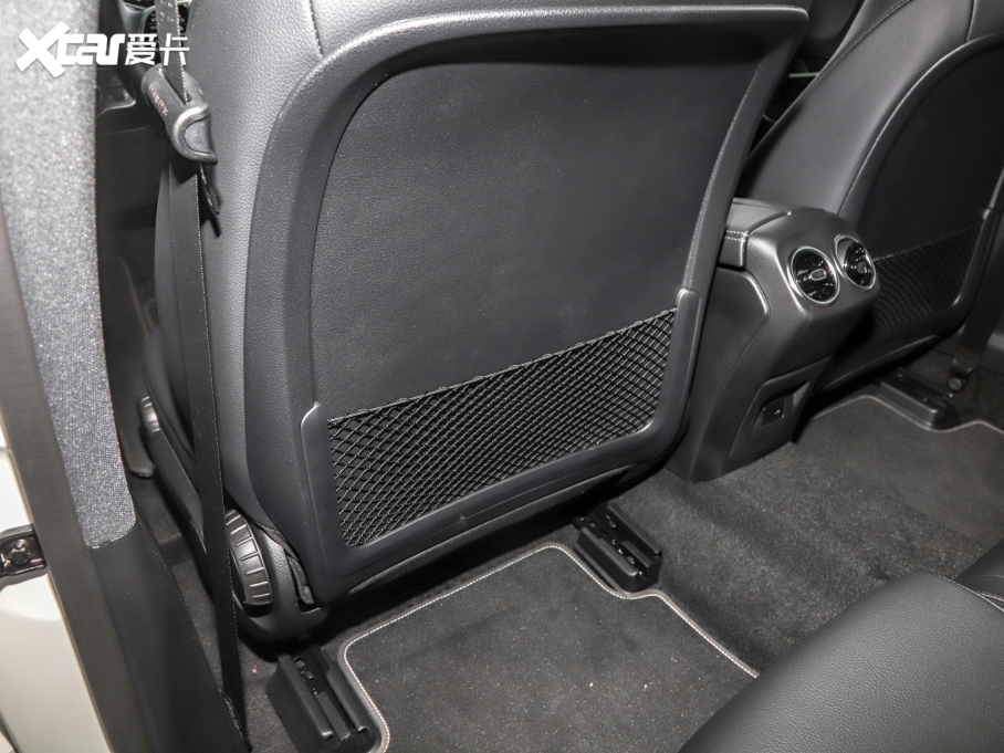 2022��YA�� A 180 L