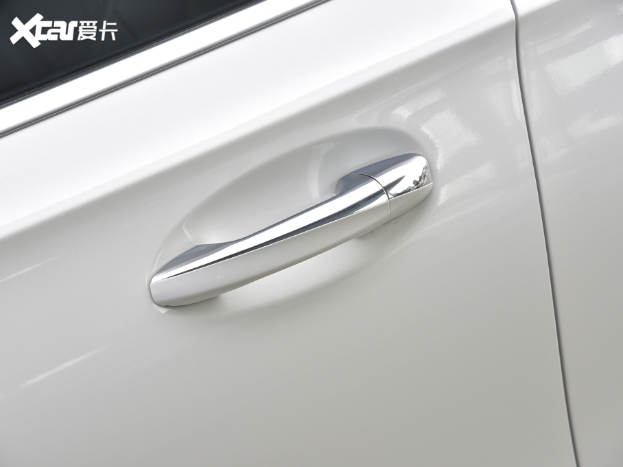 2022��YA�� A 200 L �\���I܇�Ӹ���