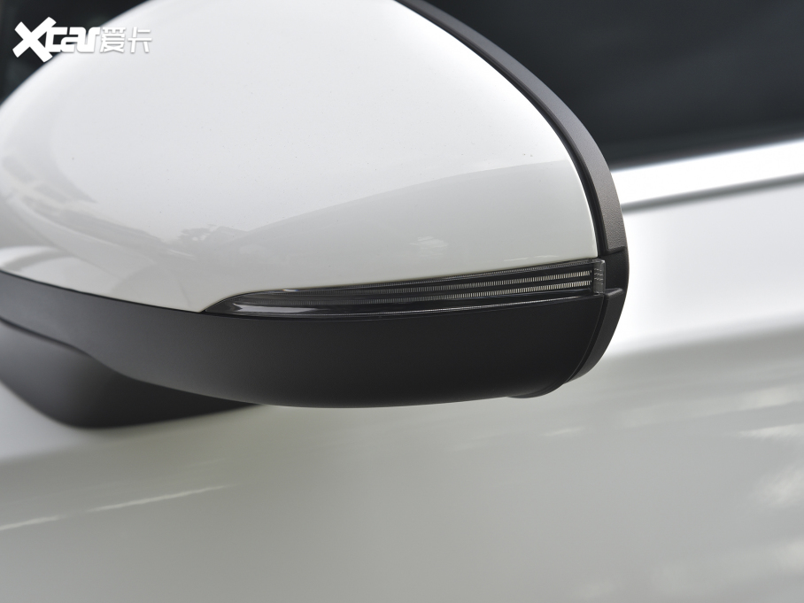 2022��YA�� A 200 L �\���I܇�Ӹ���