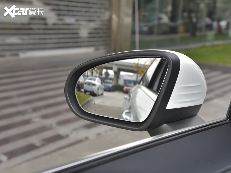 2022��YA�� A 200 L �\���I܇�Ӹ���