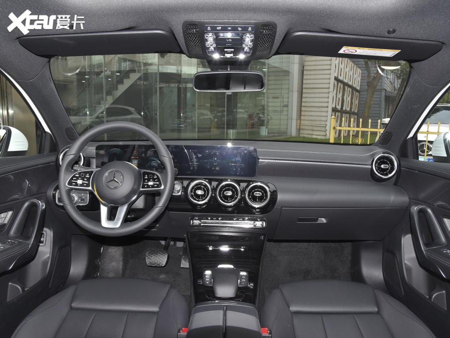 2022��YA�� A 200 L �\���I܇�Ӹ���