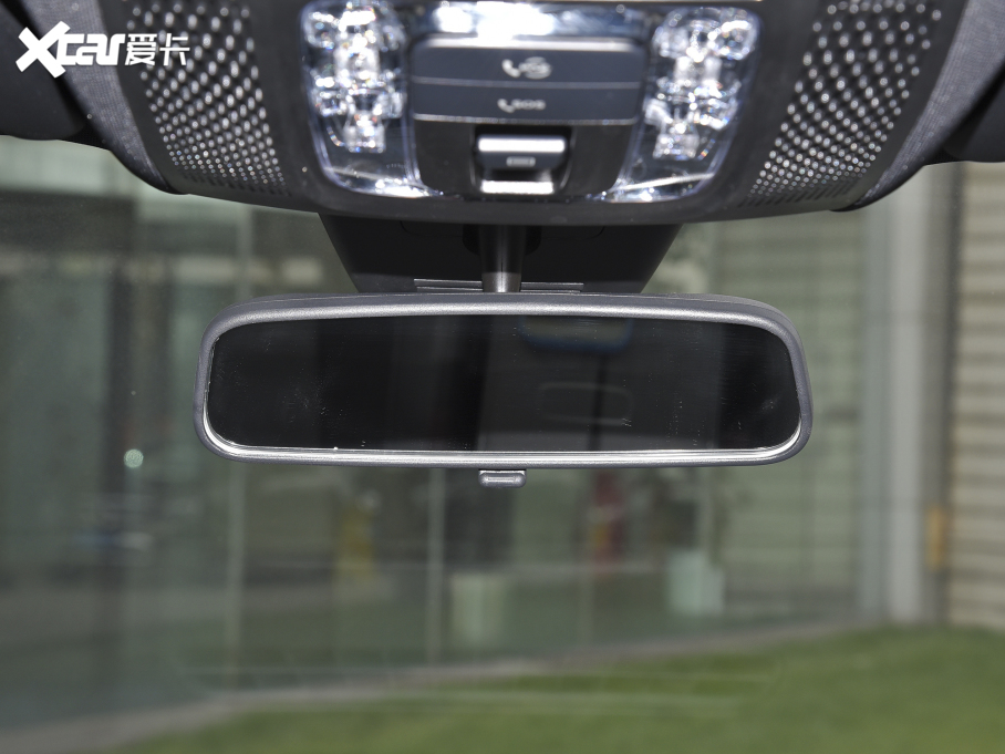 2022��YA�� A 200 L �\���I܇�Ӹ���