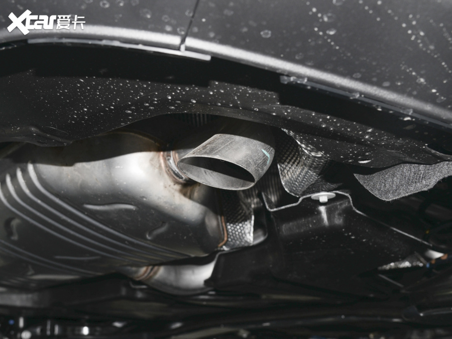 2022YA A 180 L \I܇