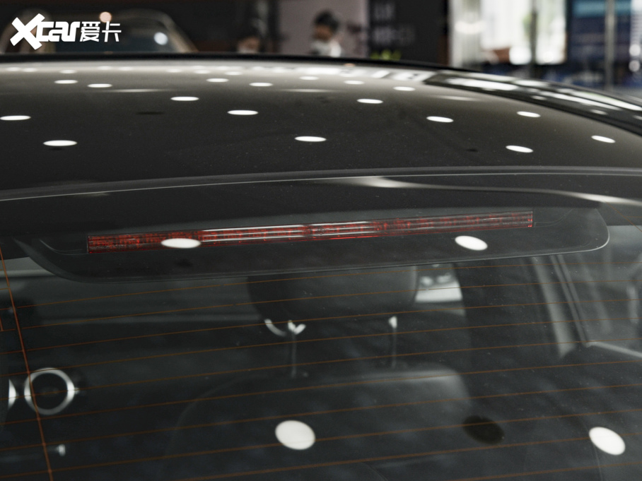 2022YA A 180 L \I܇