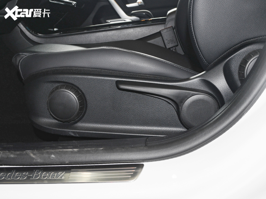 2022YA A 180 L \I܇