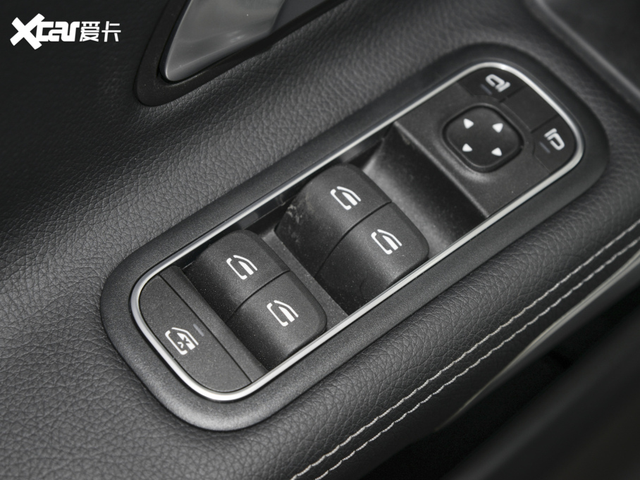 2022YA A 180 L \I܇