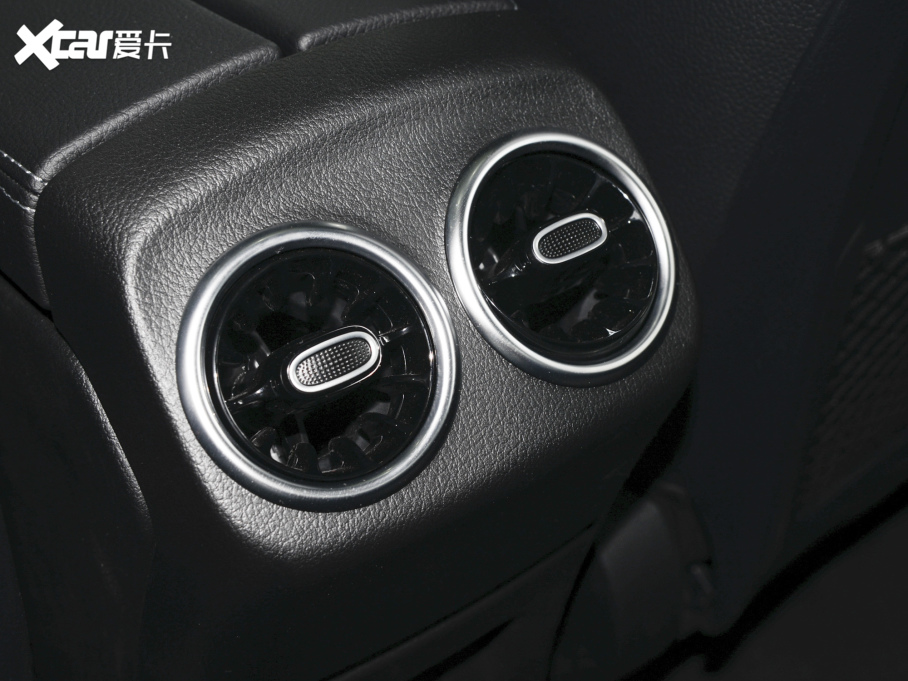 2022YA A 180 L \I܇