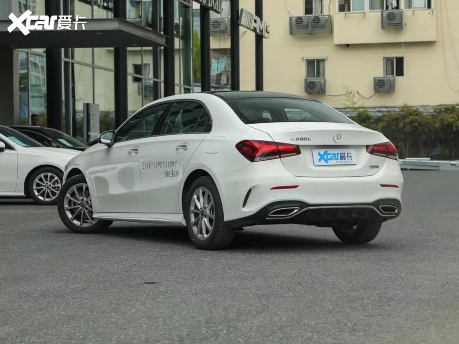 2022YA Ŀ A 200 L \I܇r