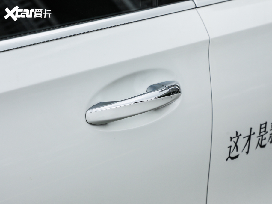 2022YA Ŀ A 200 L \I܇r