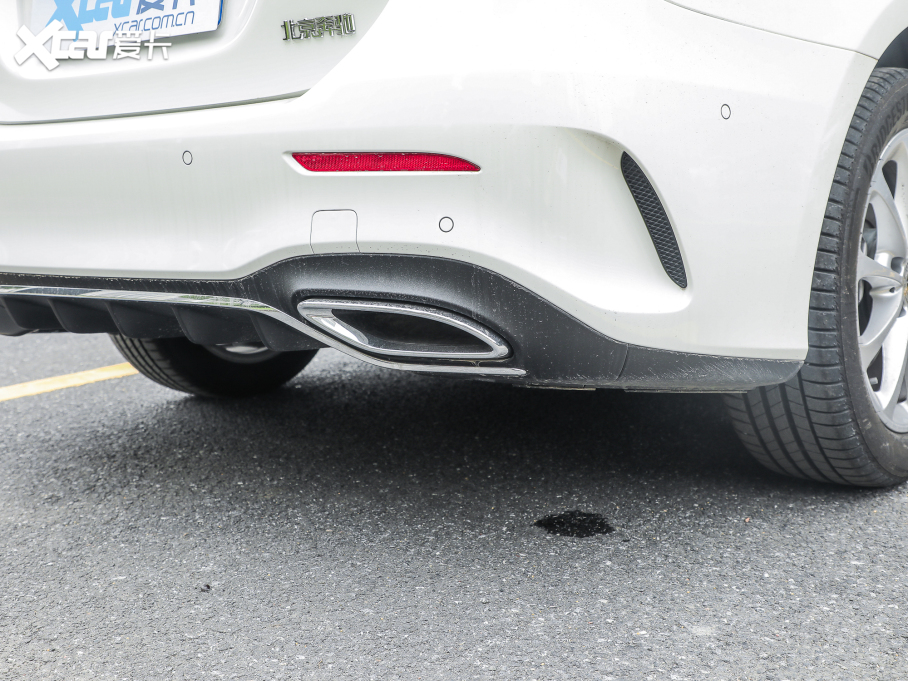 2022YA Ŀ A 200 L \I܇r