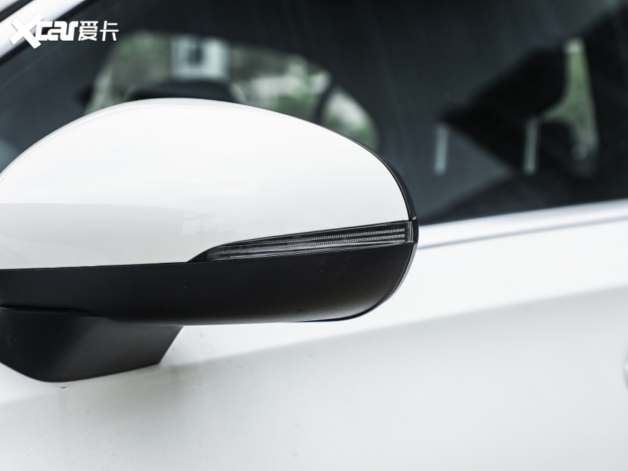 2022YA Ŀ A 200 L \I܇r