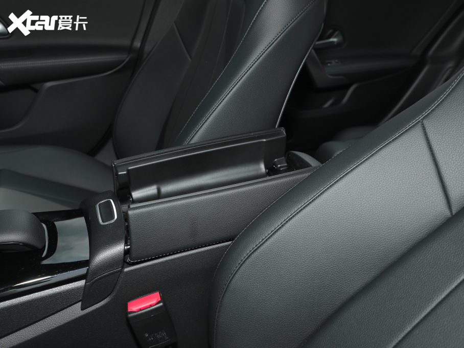 2022YA Ŀ A 200 L \I܇r