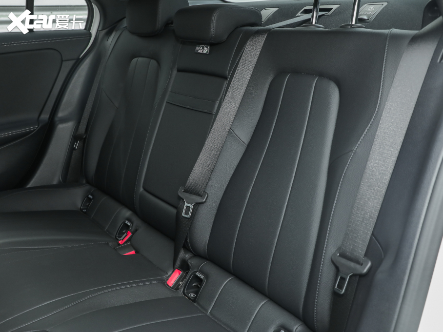 2022YA Ŀ A 200 L \I܇r