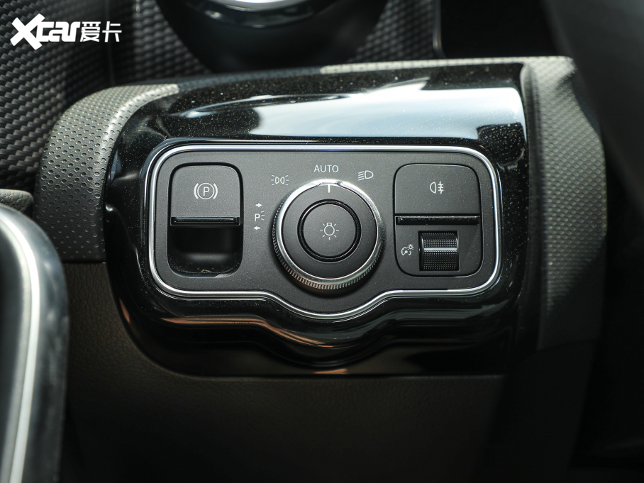 2022YA Ŀ A 200 L \I܇r