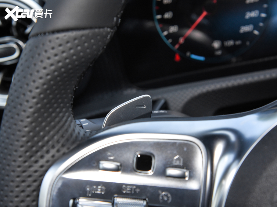 2022YA Ŀ A 200 L \I܇r