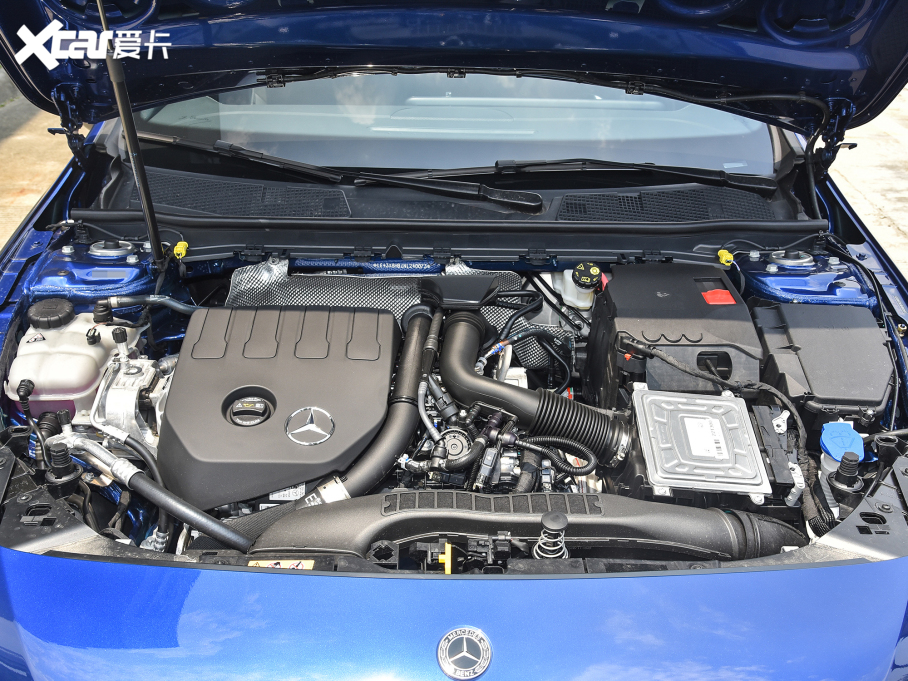 2022YA Ŀ A 200 L \I܇r