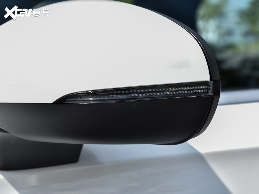 2022YA Ŀ A 180 L \I܇